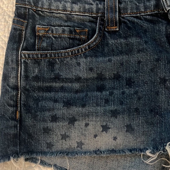 J brand jean shorts with stars - Picture 6 of 6